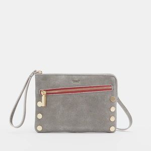 HAMMITT NASH SML
Pewter/Brushed Gold Red Zip